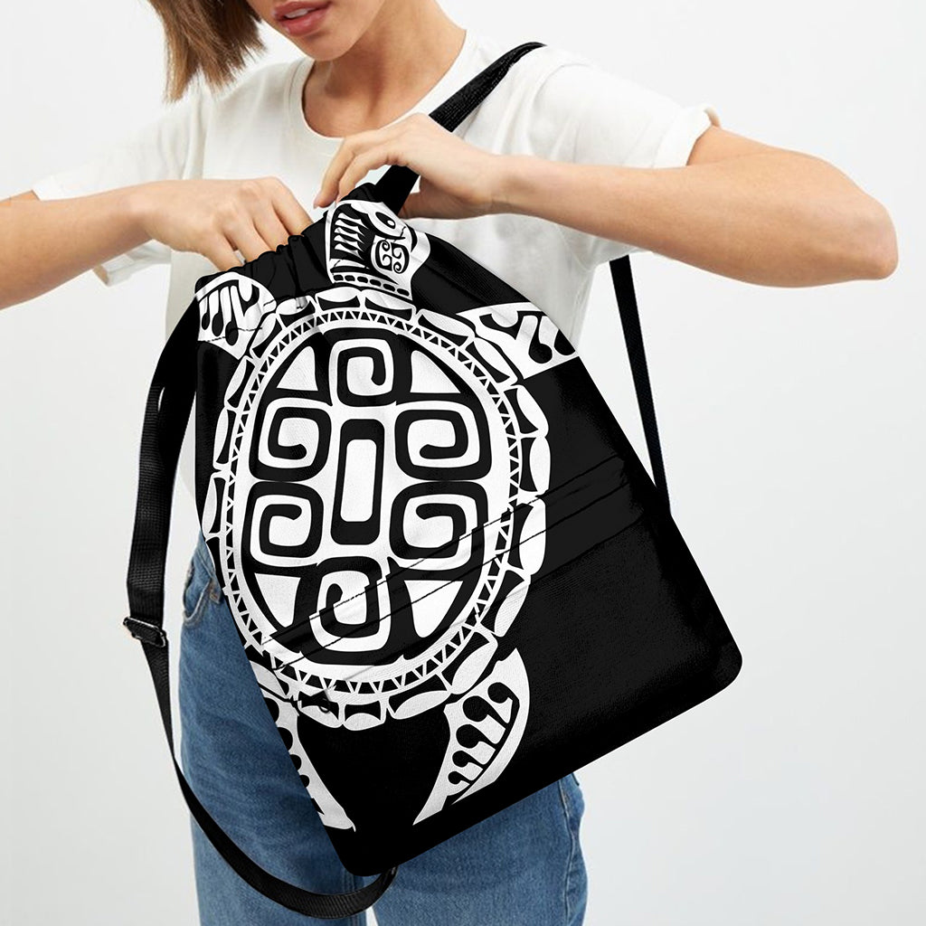 Black And White Maori Sea Turtle Print Drawstring Backpack