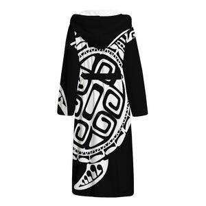 Black And White Maori Sea Turtle Print Hooded Bathrobe