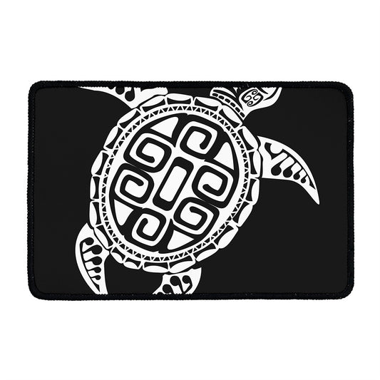 Black And White Maori Sea Turtle Print Kitchen Mat