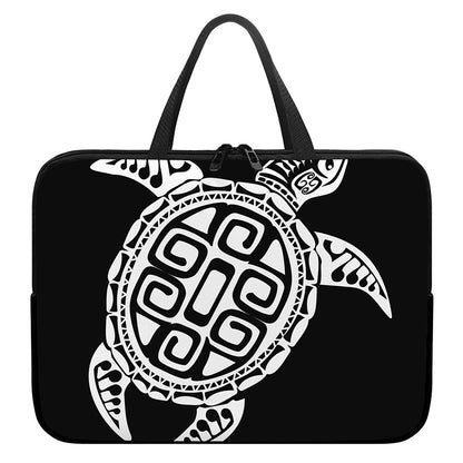 Black And White Maori Sea Turtle Print Laptop Sleeve With Handle