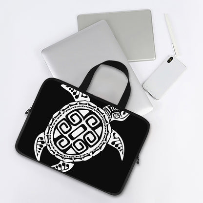 Black And White Maori Sea Turtle Print Laptop Sleeve With Handle