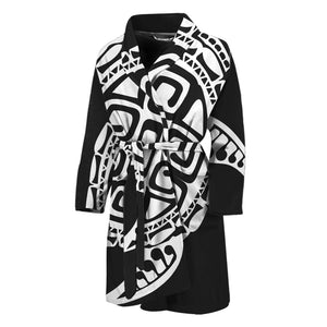 Black And White Maori Sea Turtle Print Men's Bathrobe