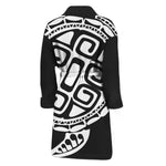 Black And White Maori Sea Turtle Print Men's Bathrobe