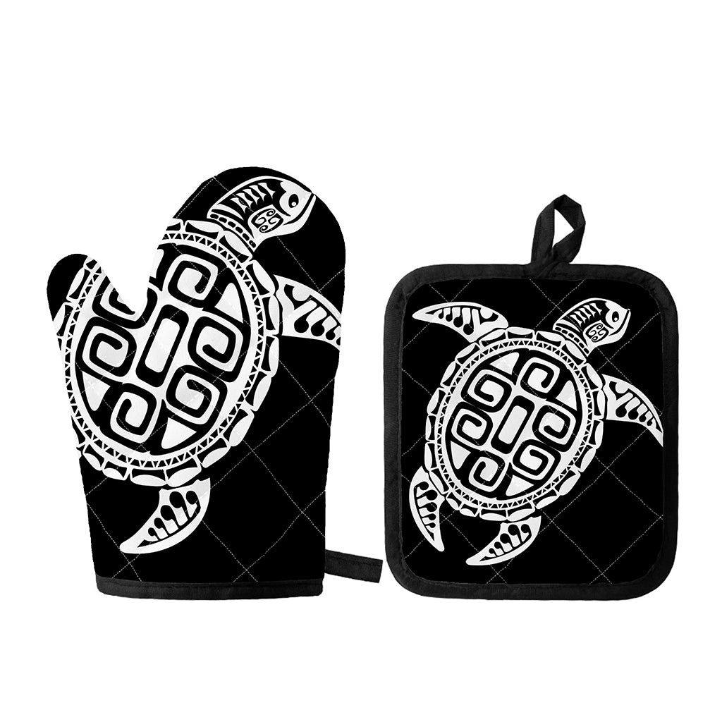 Black And White Maori Sea Turtle Print Oven Mitt And Pot Holder Set