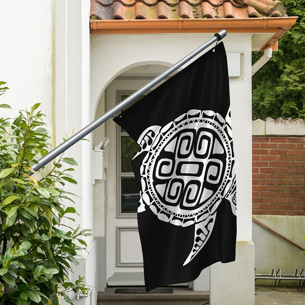 Black And White Maori Sea Turtle Print Polyester Flag
