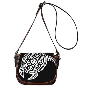 Black And White Maori Sea Turtle Print Saddle Bag