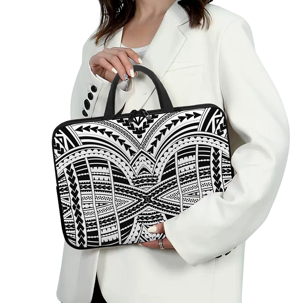 Black And White Maori Tribal Print Laptop Sleeve With Handle