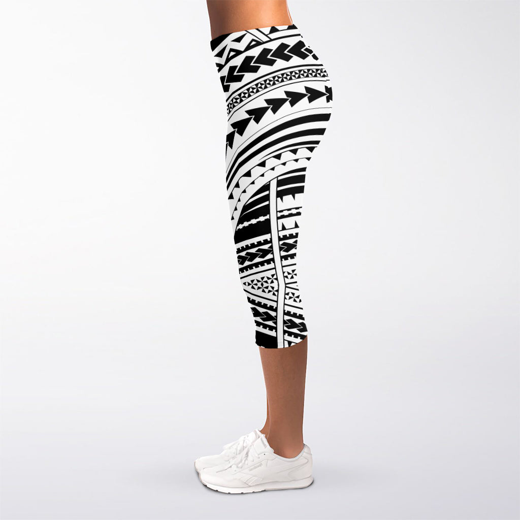 Black And White Maori Tribal Print Women's Capri Leggings