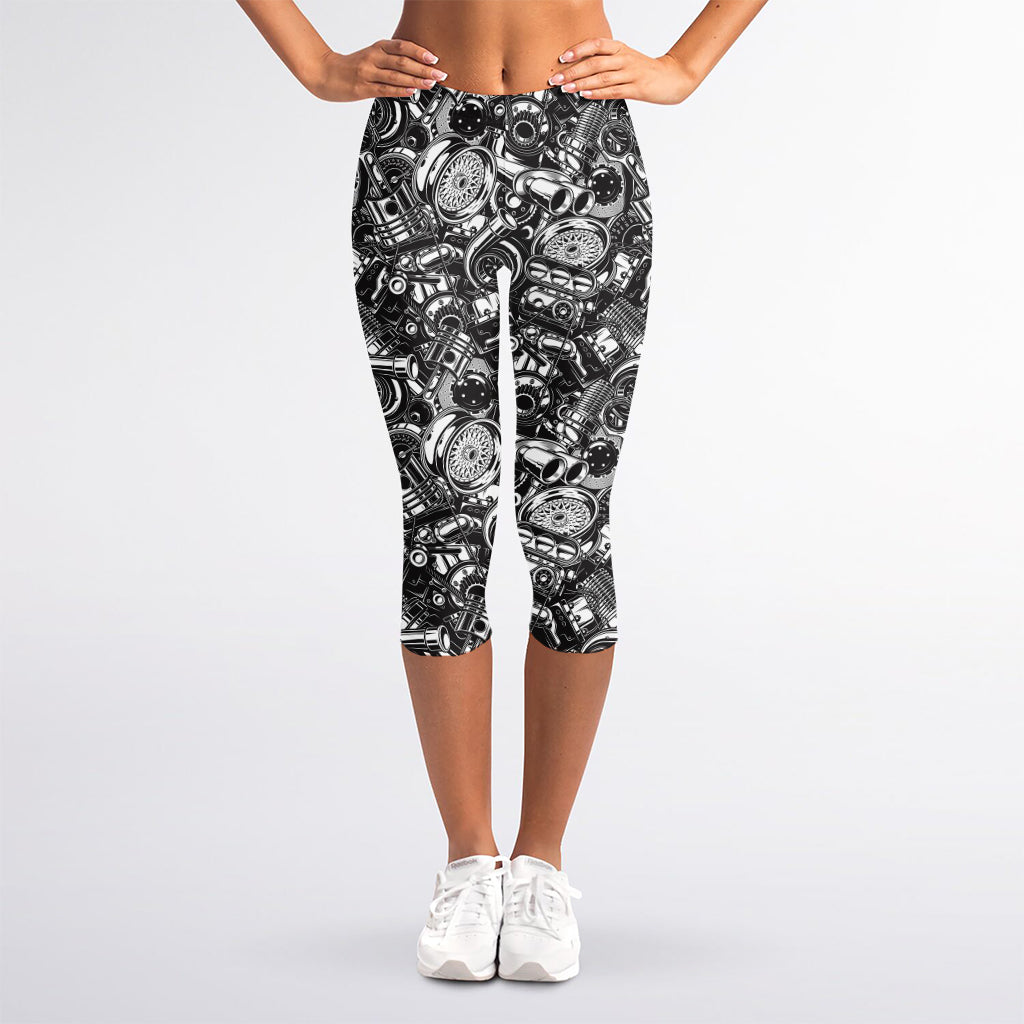 Black And White Mechanic Pattern Print Women's Capri Leggings