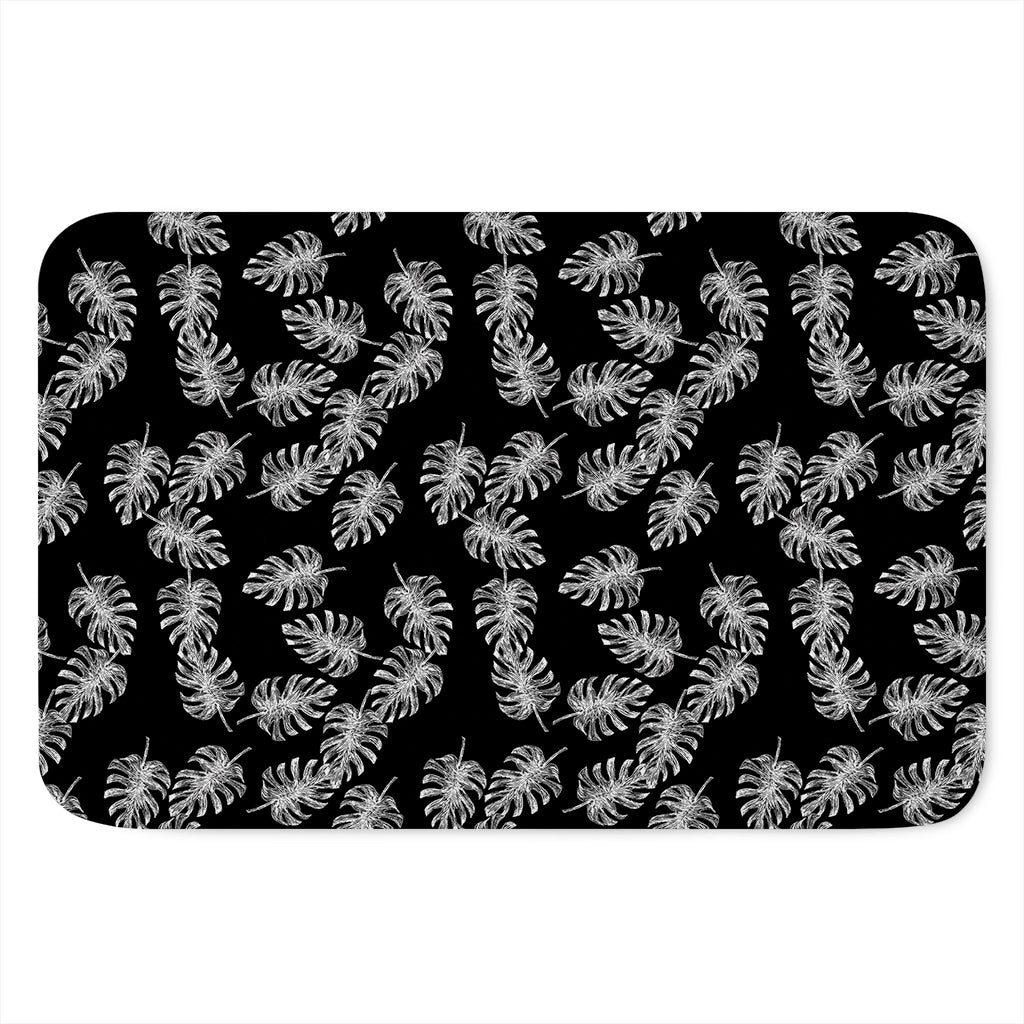 Black And White Monstera Pattern Print Indoor Door Mat