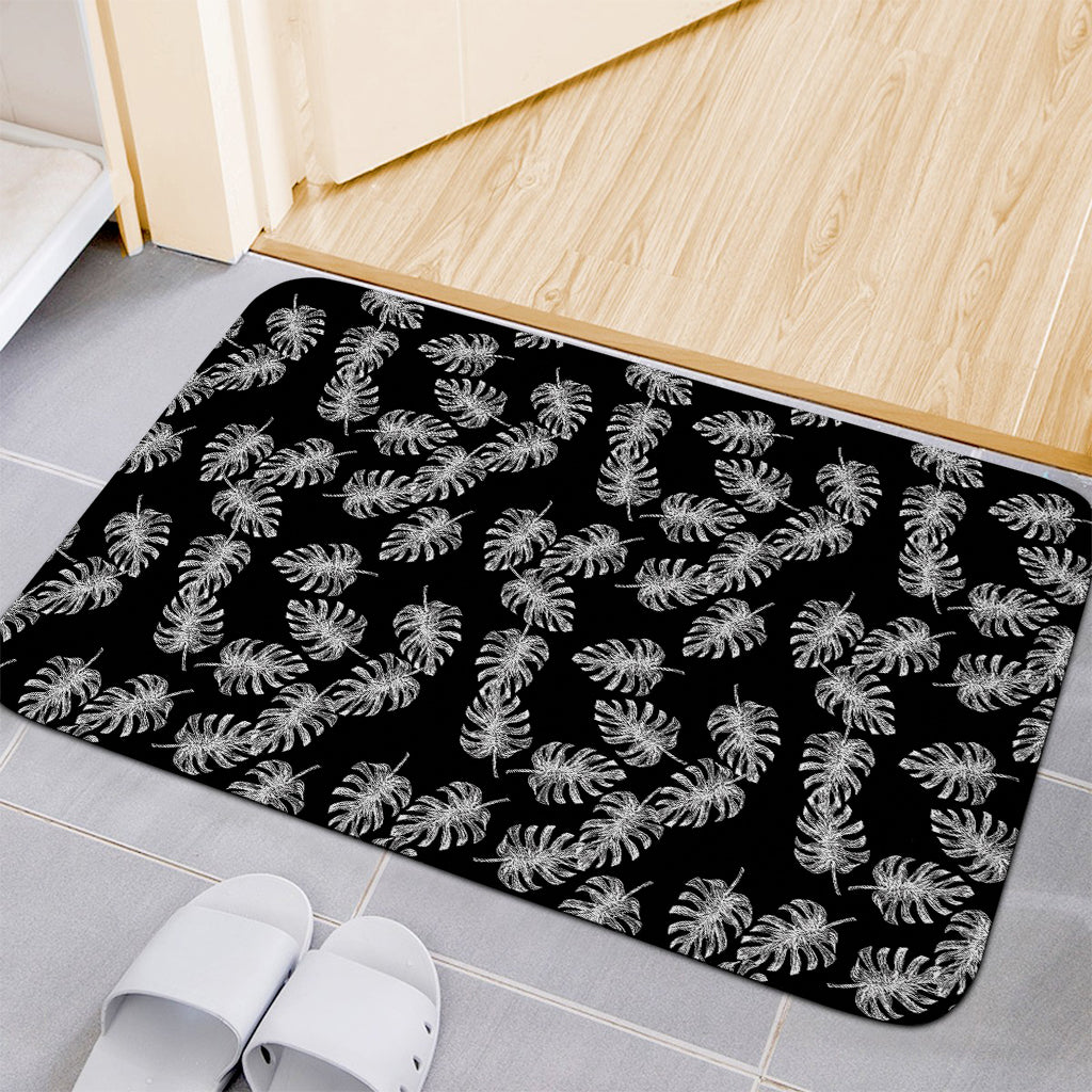 Black And White Monstera Pattern Print Indoor Door Mat