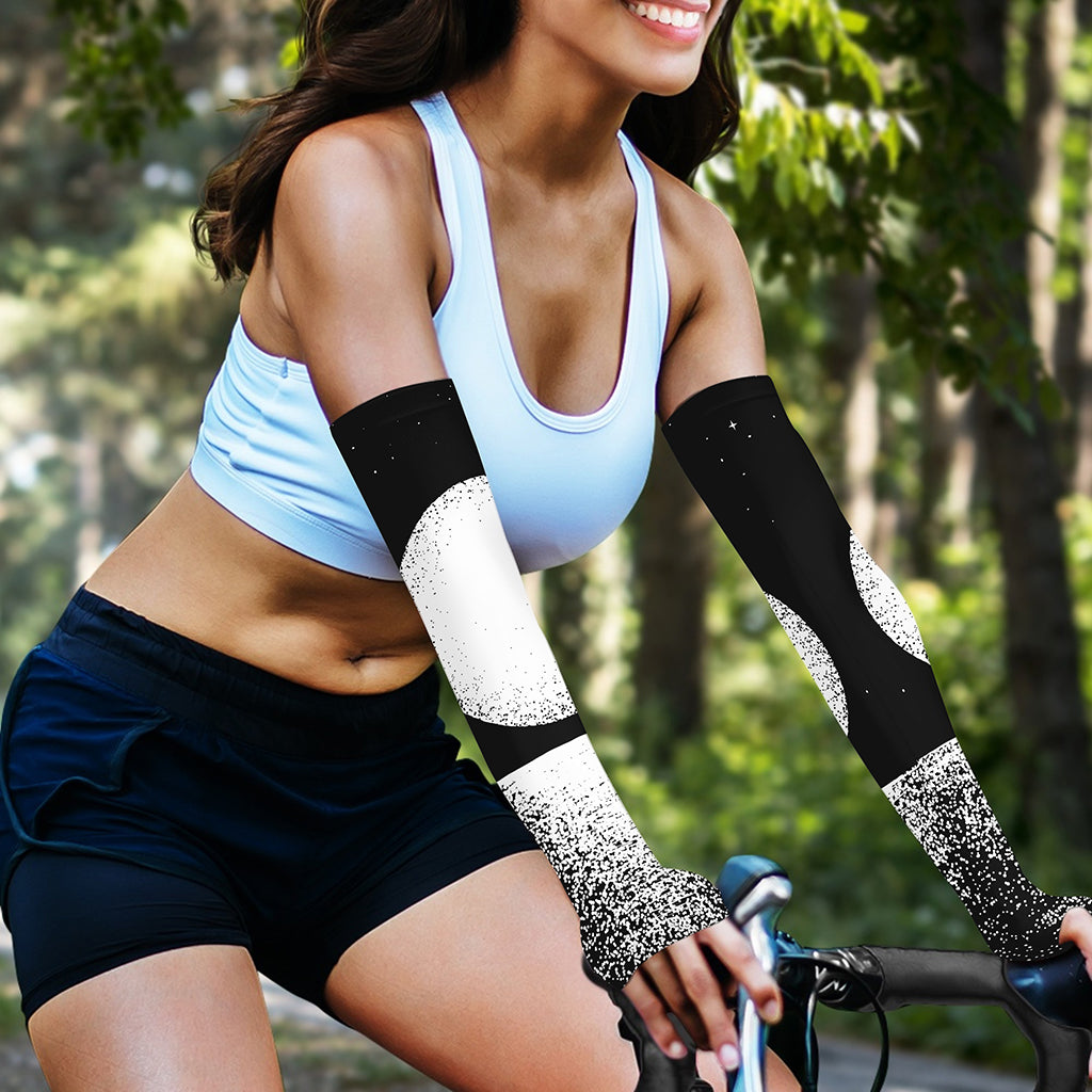 Black And White Moonlight Print Sun Protection Arm Sleeves