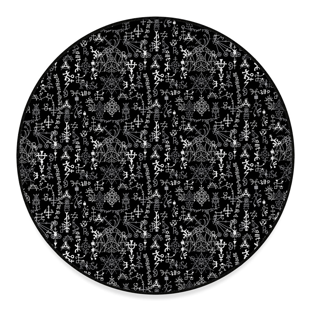 Black And White Mystic Wicca Print Round Floor Mat