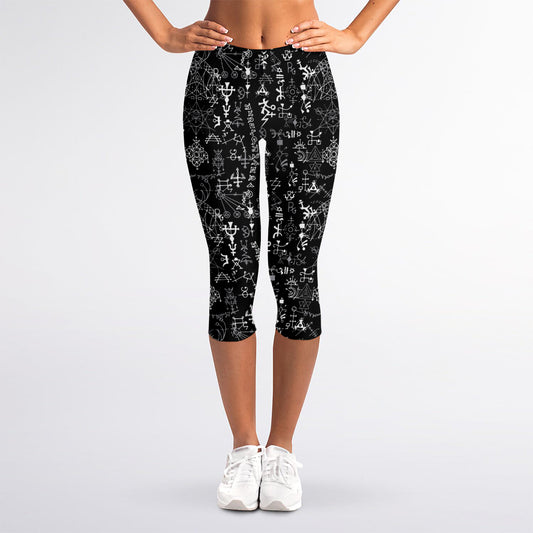 Black And White Mystic Wicca Print Women's Capri Leggings