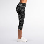 Black And White Mystic Witch Print Women's Capri Leggings