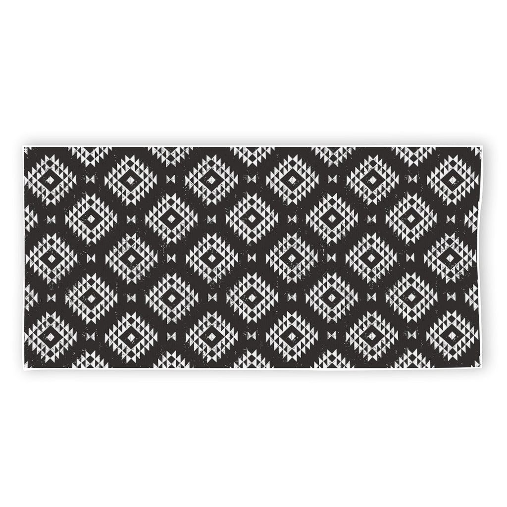 Black And White Navajo Pattern Print Beach Towel