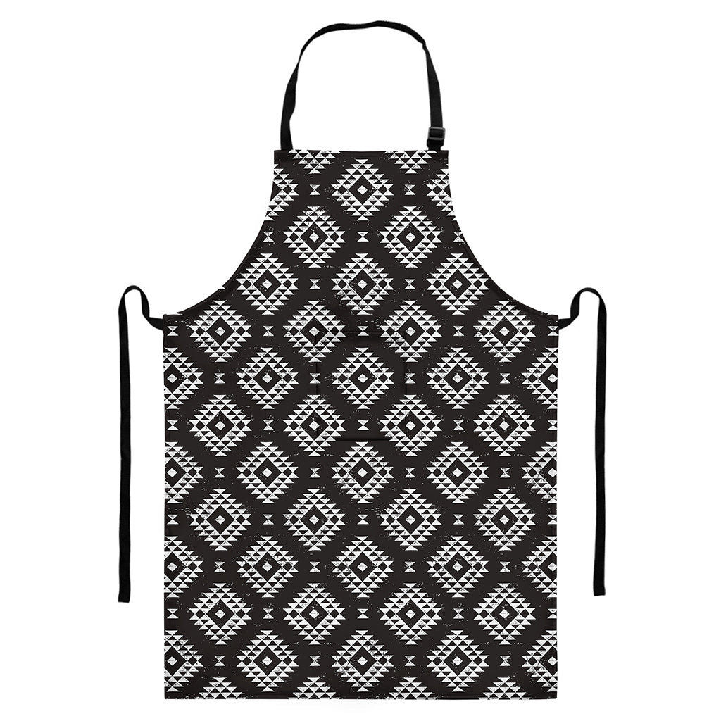 Black And White Navajo Pattern Print Bib Apron With Pocket