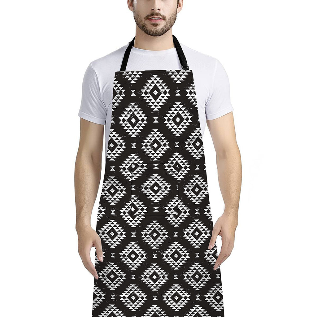 Black And White Navajo Pattern Print Bib Apron With Pocket