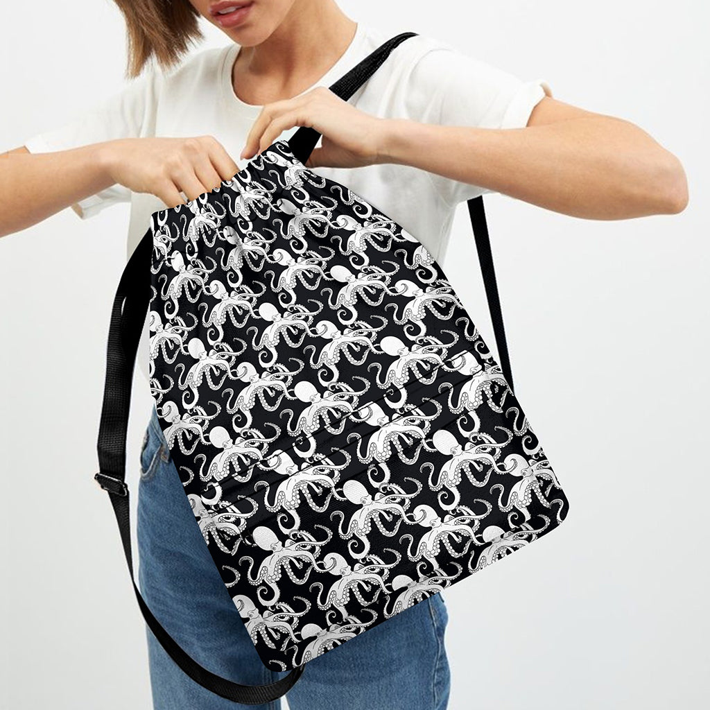 Black And White Octopus Pattern Print Drawstring Backpack