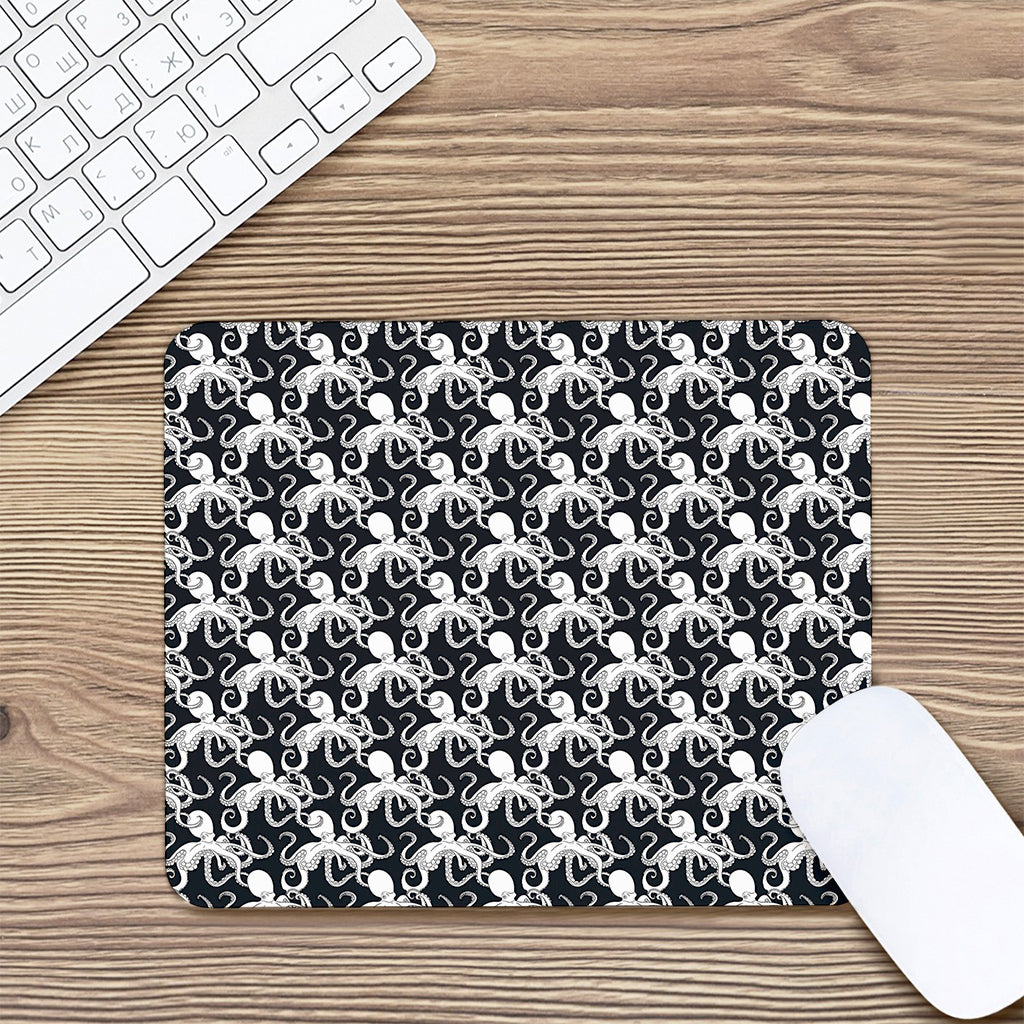 Black And White Octopus Pattern Print Mouse Pad