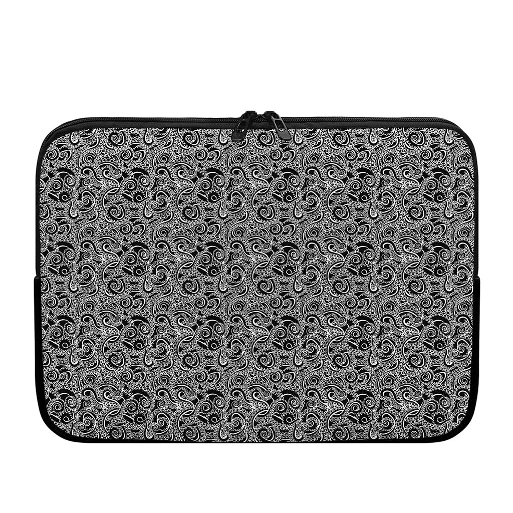 Black And White Octopus Tentacles Print Laptop Sleeve