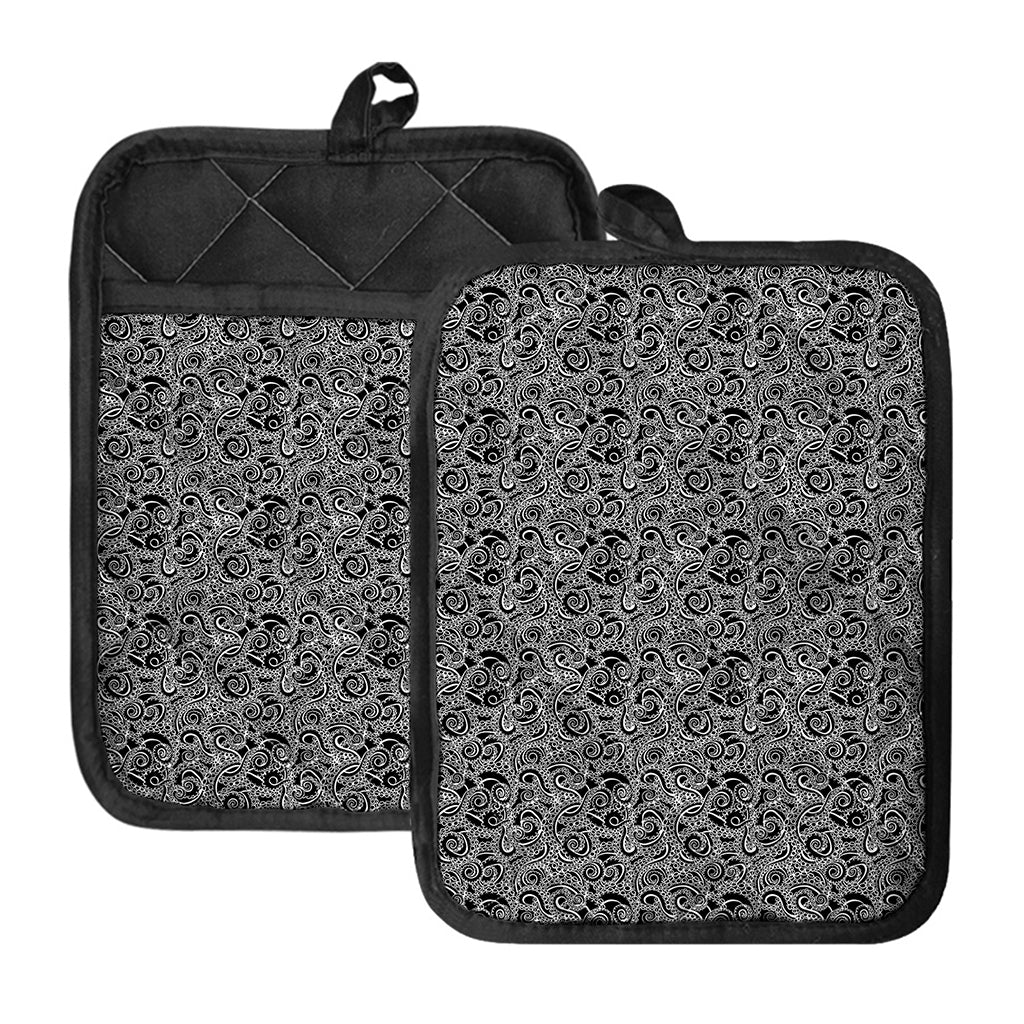 Black And White Octopus Tentacles Print Pot Holders With Pocket