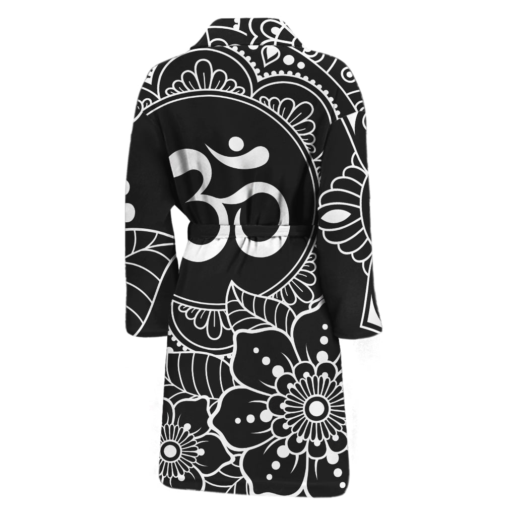 Black And White Om Print Men's Bathrobe