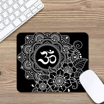 Black And White Om Print Mouse Pad