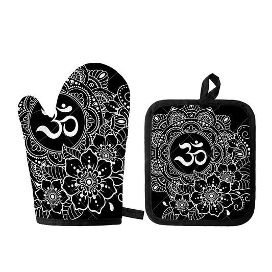 Black And White Om Print Oven Mitt And Pot Holder Set