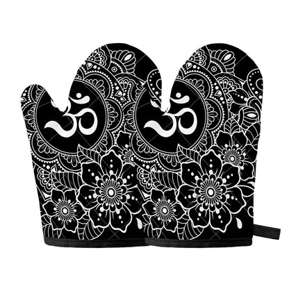 Black And White Om Print Oven Mitts
