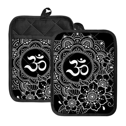 Black And White Om Print Pot Holders With Pocket