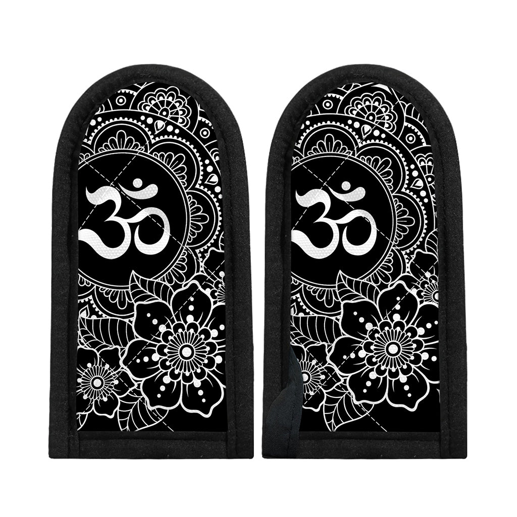 Black And White Om Print Skillet Handle Cover
