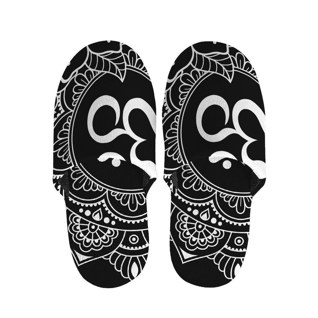 Black And White Om Print Slippers