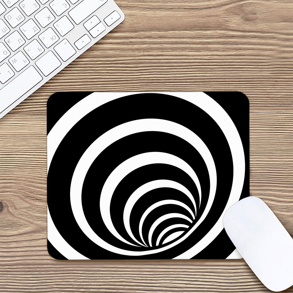 Black And White Optical Illusion Print Mouse Pad