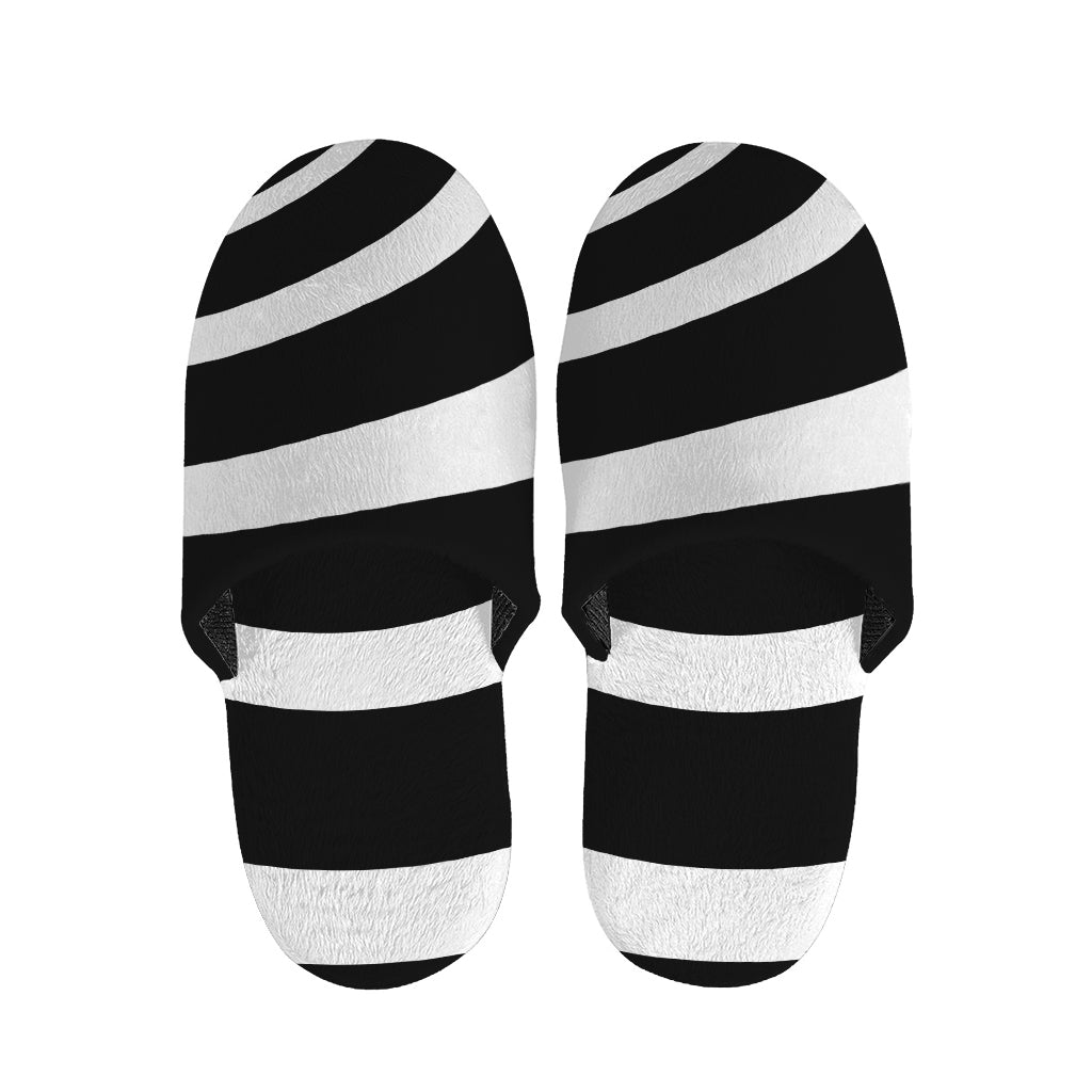 Black And White Optical Illusion Print Slippers