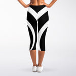Black And White Optical Illusion Print Women's Capri Leggings