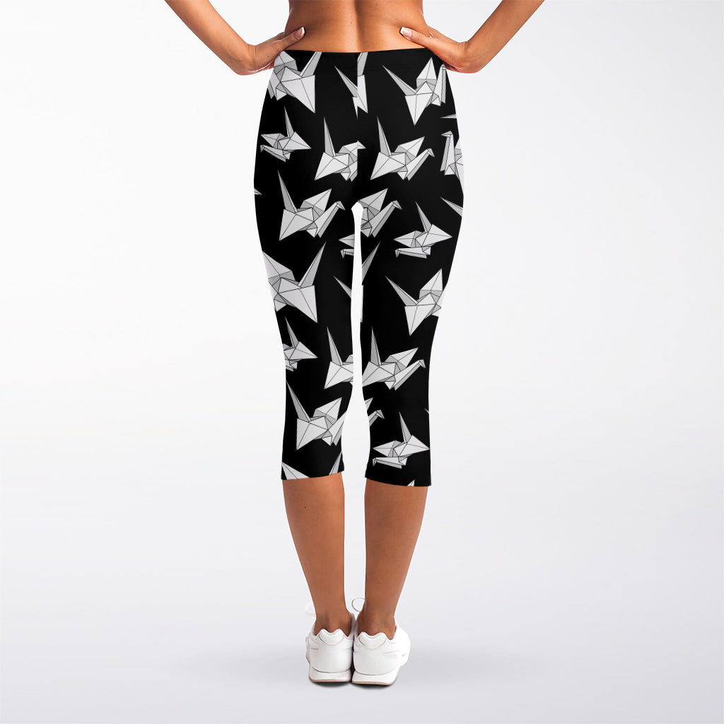 Black And White Origami Pattern Print Women's Capri Leggings