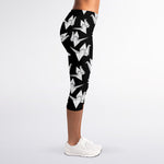 Black And White Origami Pattern Print Women's Capri Leggings