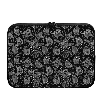 Black And White Owl Pattern Print Laptop Sleeve