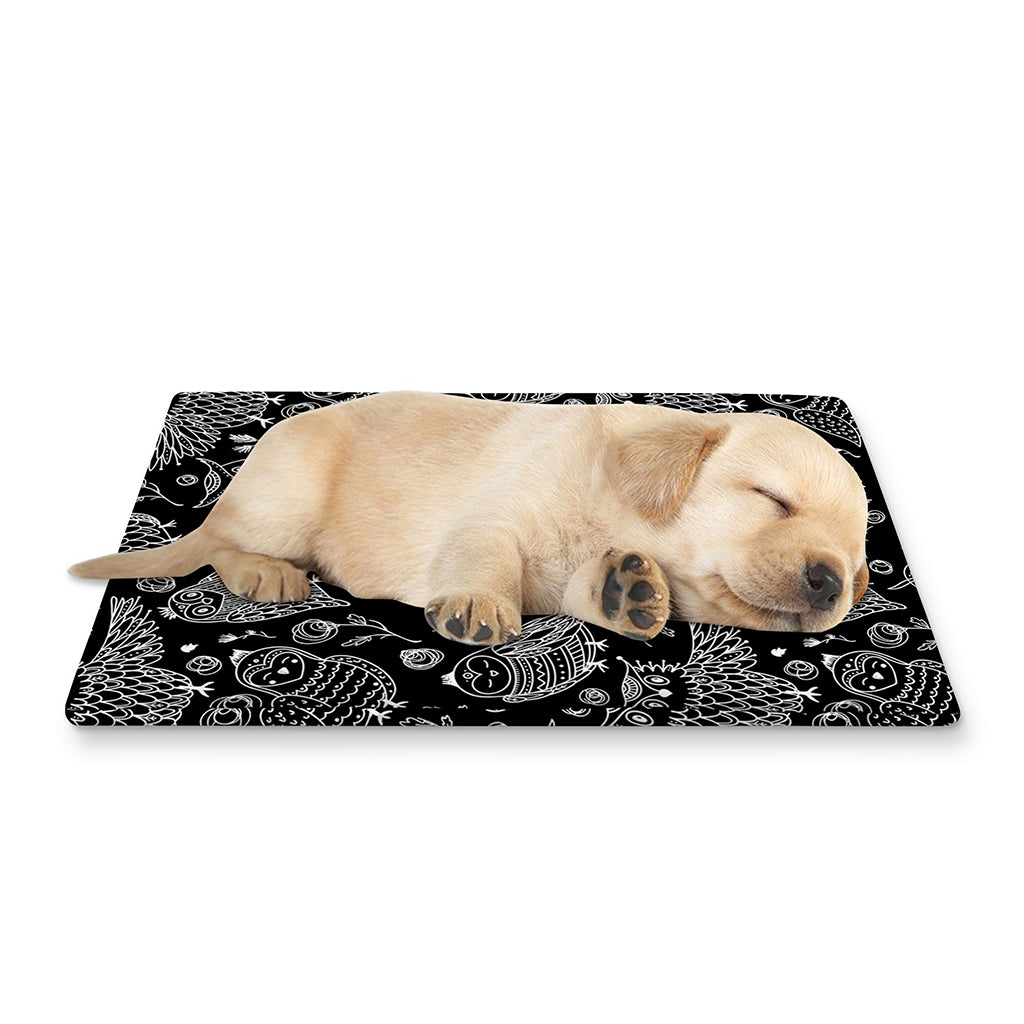 Black And White Owl Pattern Print Pet Cooling Mat Cover