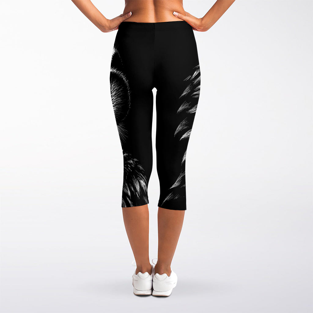 Black And White Owl Print Women's Capri Leggings