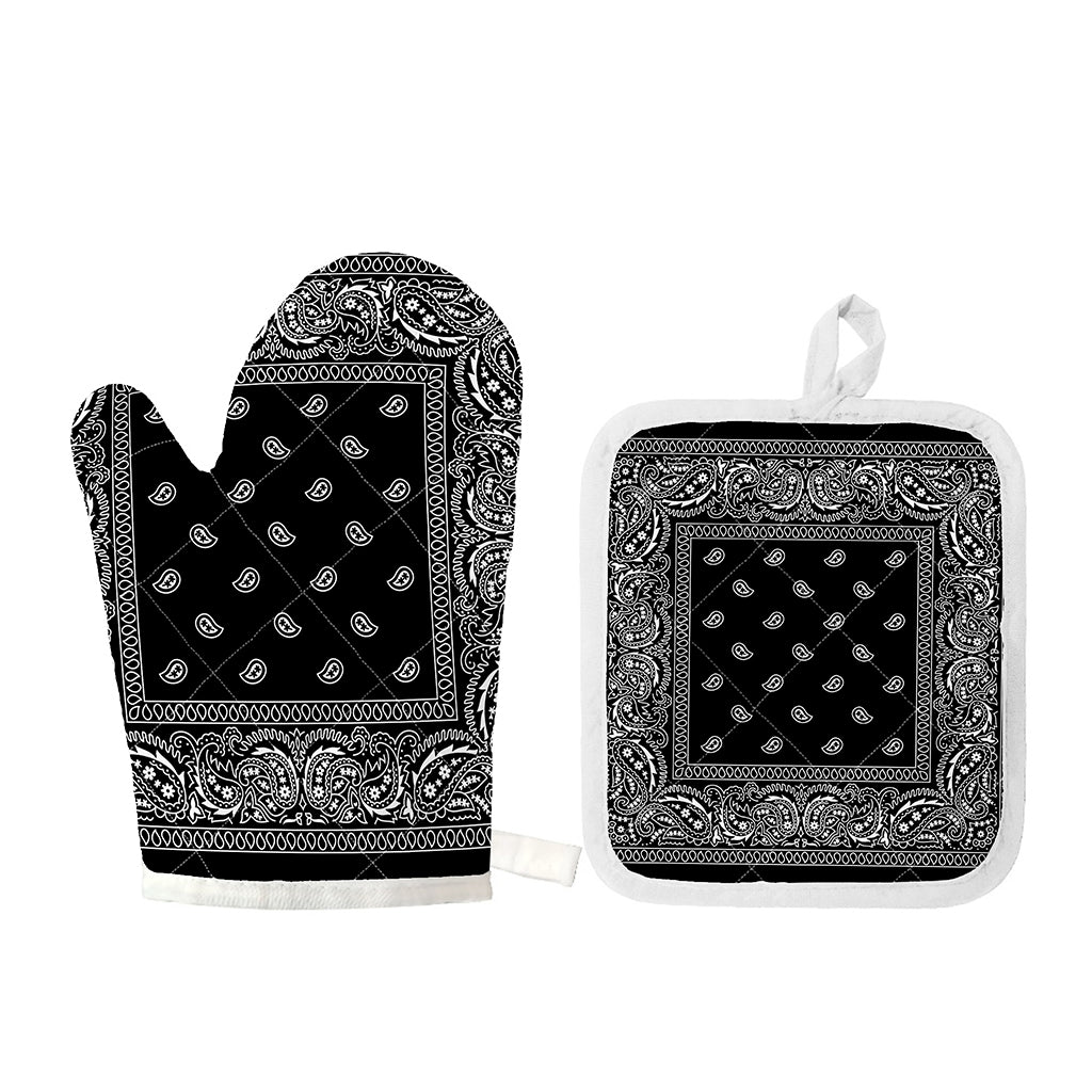 Black And White Paisley Bandana Print Oven Mitt And Pot Holder Set