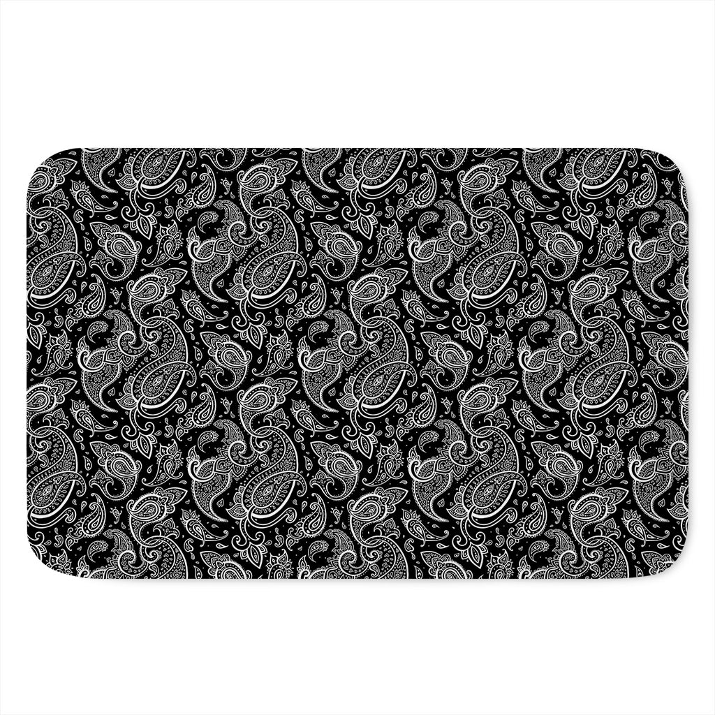 Black And White Paisley Pattern Print Indoor Door Mat