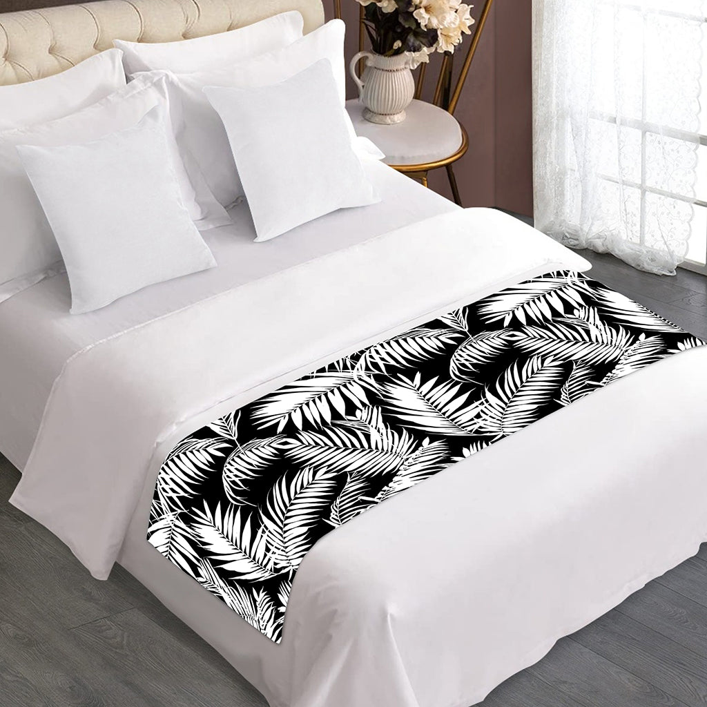 Black And White Palm Leaves Print Bed Runner