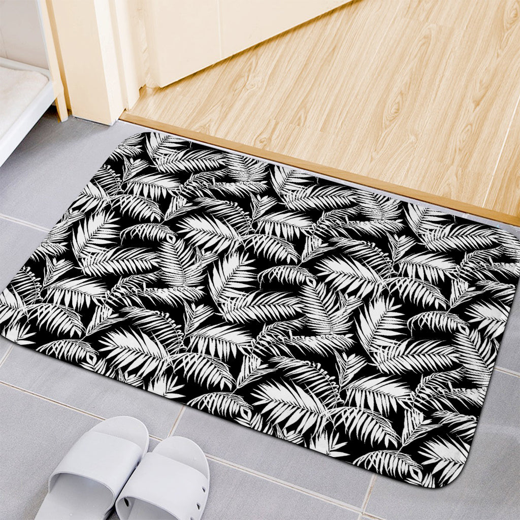 Black And White Palm Leaves Print Indoor Door Mat