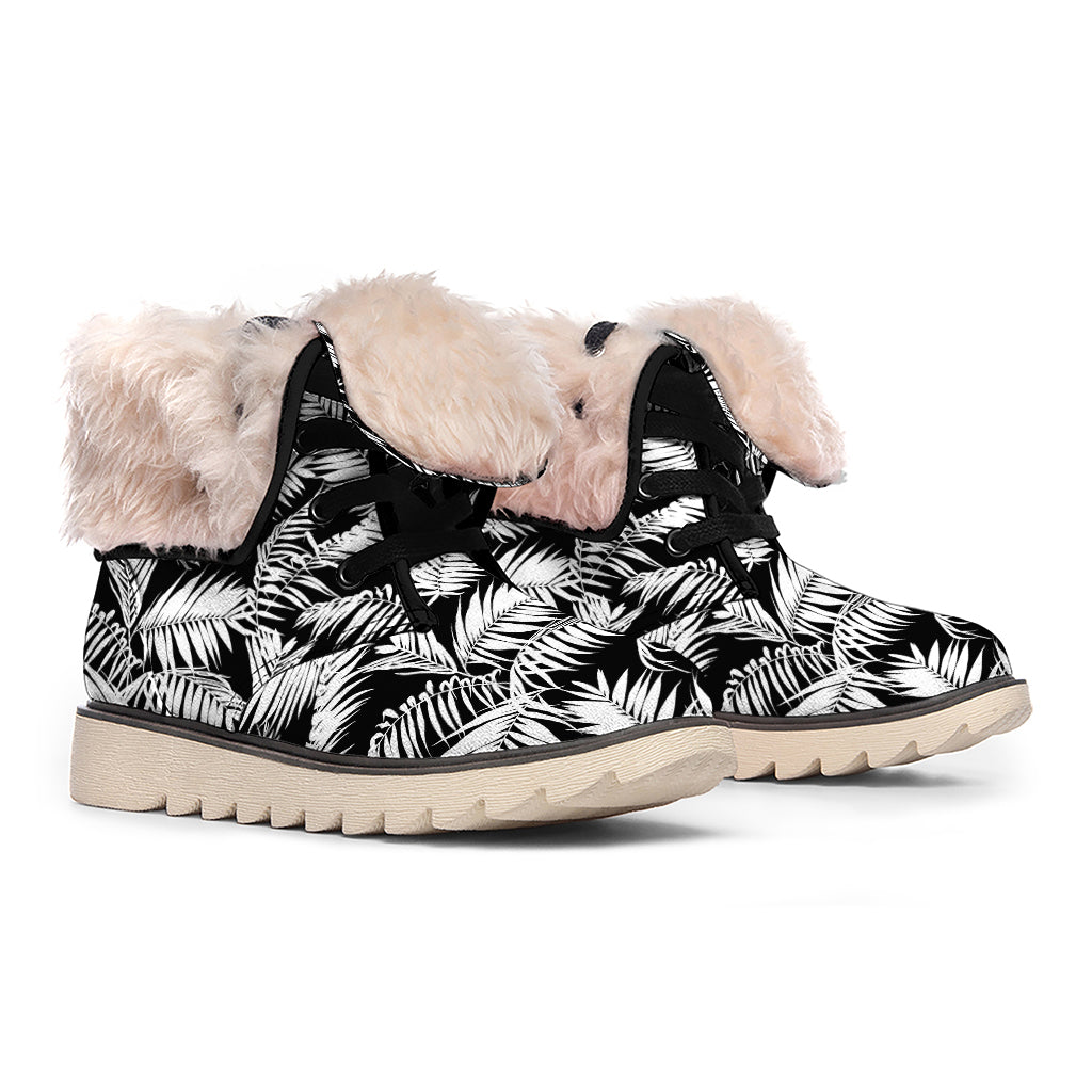 Black And White Palm Leaves Print Winter Boots