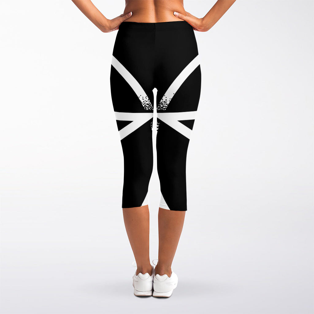 Black And White Pentagram Symbol Print Women's Capri Leggings