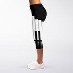 Black And White Piano Keyboard Print Women's Capri Leggings