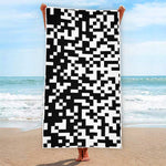 Black And White Pixel Pattern Print Beach Towel