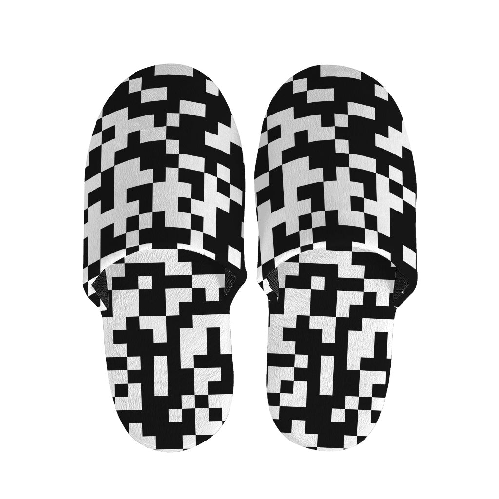 Black And White Pixel Pattern Print Slippers